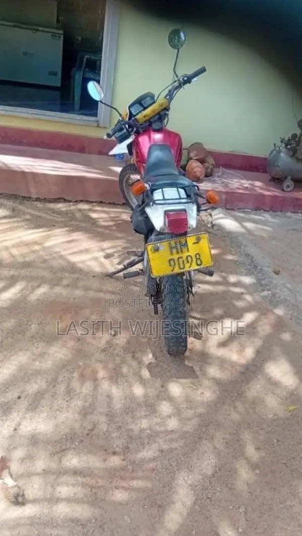 Yamaha DT175 2002 Motorbike (Used)