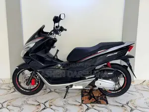 Honda Pcx LED 2017 Motorbike (Used)