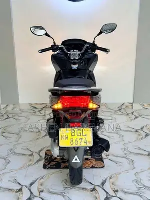 Honda Pcx LED 2017 Motorbike (Used)