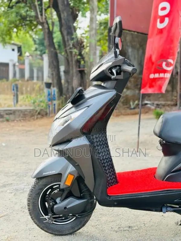 Honda Dio 2018 Motorbike (Used)