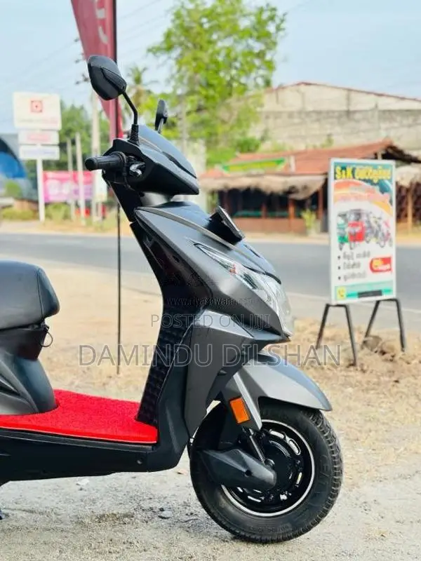Honda Dio 2018 Motorbike (Used)