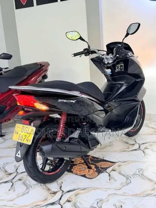 Honda Pcx LED 2017 Motorbike (Used)