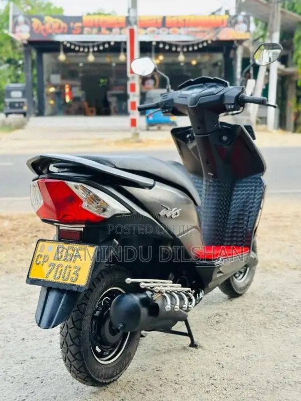 Honda Dio 2018 Motorbike (Used)