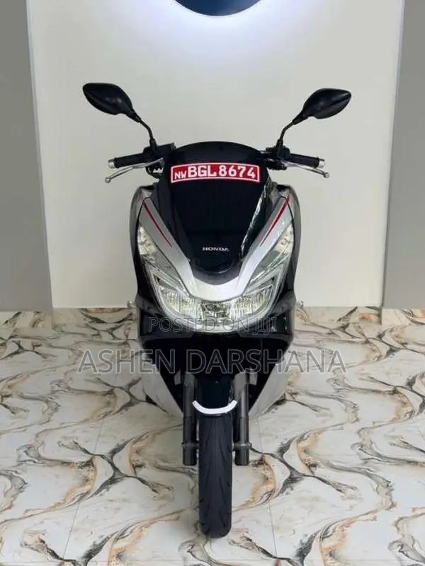 Honda Pcx LED 2017 Motorbike (Used)