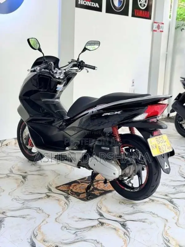 Honda Pcx LED 2017 Motorbike (Used)