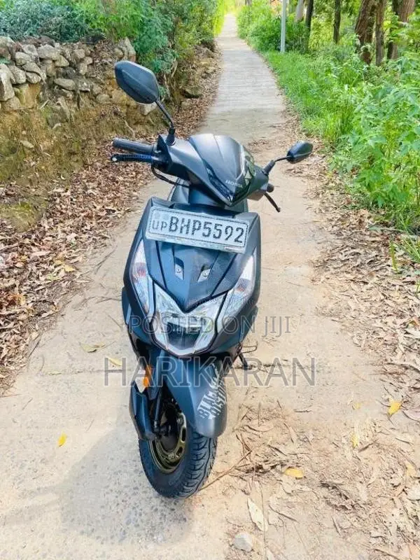 Honda Dio Dx 2019 Motorbike (Used)