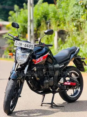 Yamaha FZ Version 1 2011 Motorbike (Used)