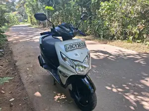 Honda Dio 2015 Motorbike (Used)