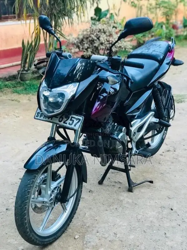Bajaj Pulsar 2011 Motorbike (Used)