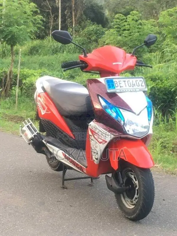 Honda Dio 2016 Motorbike (Used)