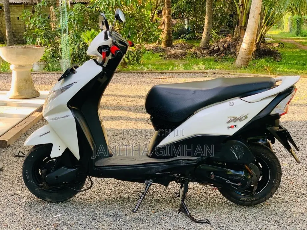Honda Dio 2014 Motorbike (Used)