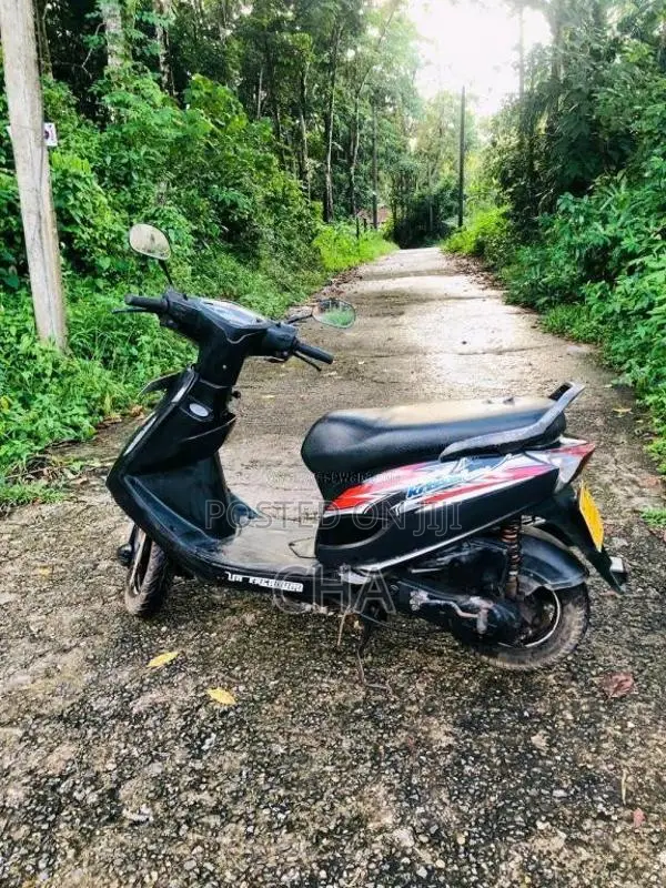Bajaj Kristal 2007 Motorbike (Used)
