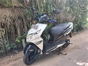 Honda Dio 2015 Motorbike (Used)