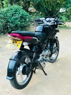 Bajaj Pulsar 2011 Motorbike (Used)