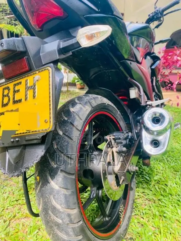 Suzuki Gixxer 2016 Motorbike (Used)