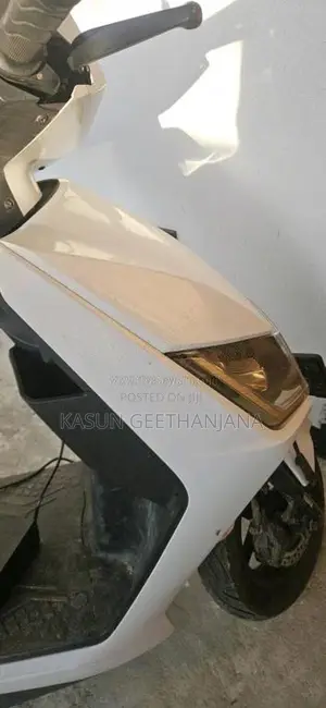 Yadea T5 2024 Motorbike (Used)
