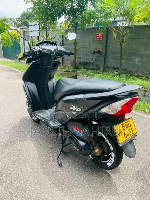 Honda Dio 2017 Motorbike (Used)