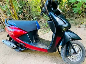 Hero Pleasure 2012 Motorbike (Used)