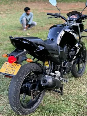 Yamaha FZ 2014 Motorbike (Used)