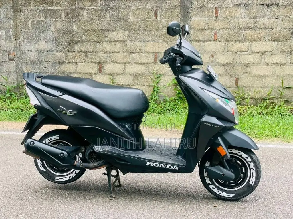 Honda Dio 2017 Motorbike (Used)