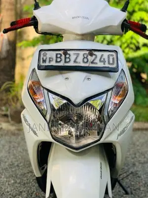 Honda Dio 2014 Motorbike (Used)