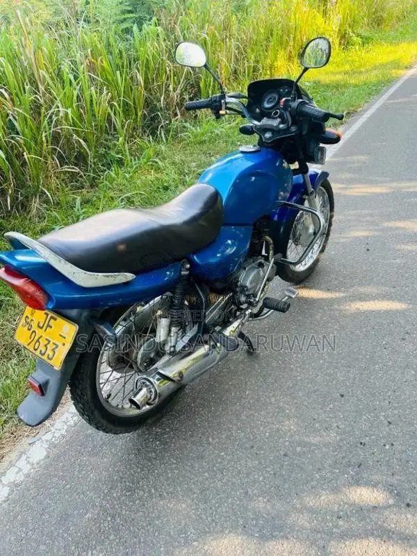 TVS VICTOR 2004 Motorbike (Used)