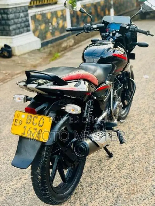 Bajaj Pulsar 150 2015 Motorbike (Used)