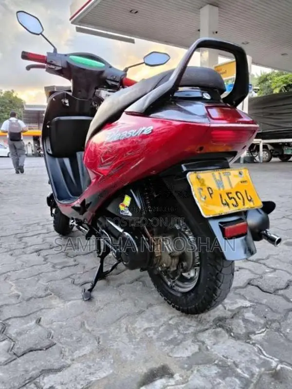 Hero Pleasure 2011 Motorbike (Used)