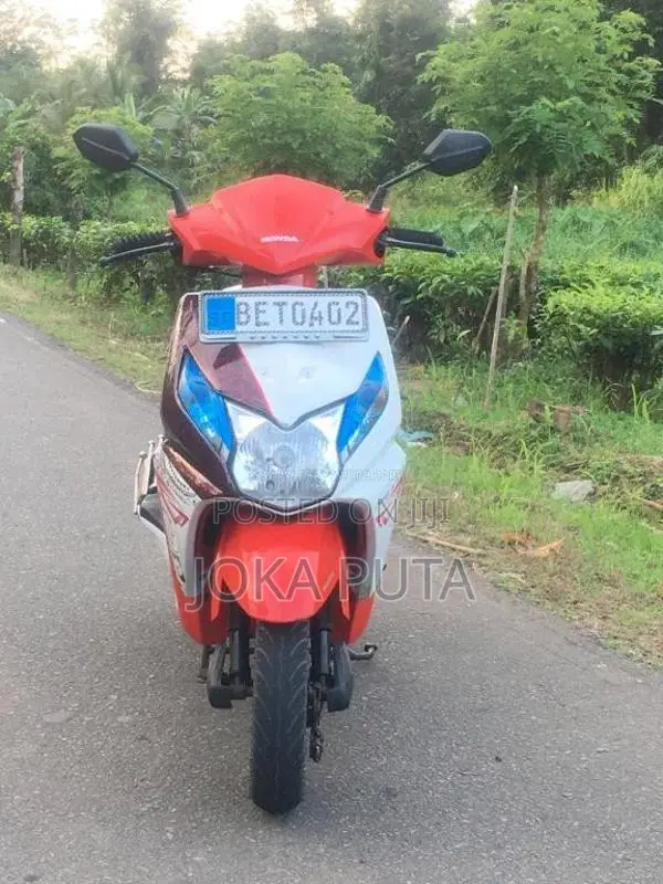 Honda Dio 2016 Motorbike (Used)