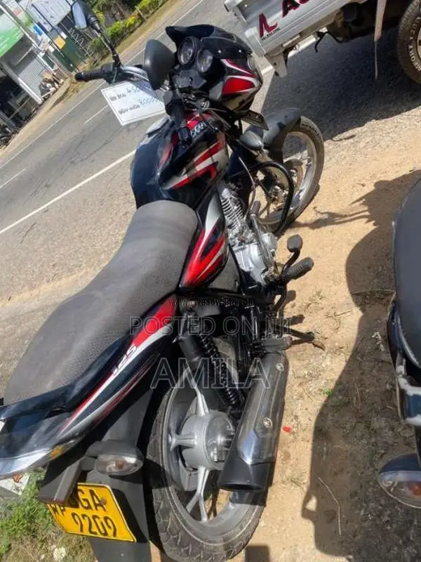 Bajaj Discover 125 2017 Motorbike (Used)