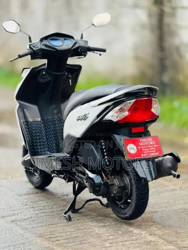 Honda Dio 2012 Motorbike (Used)