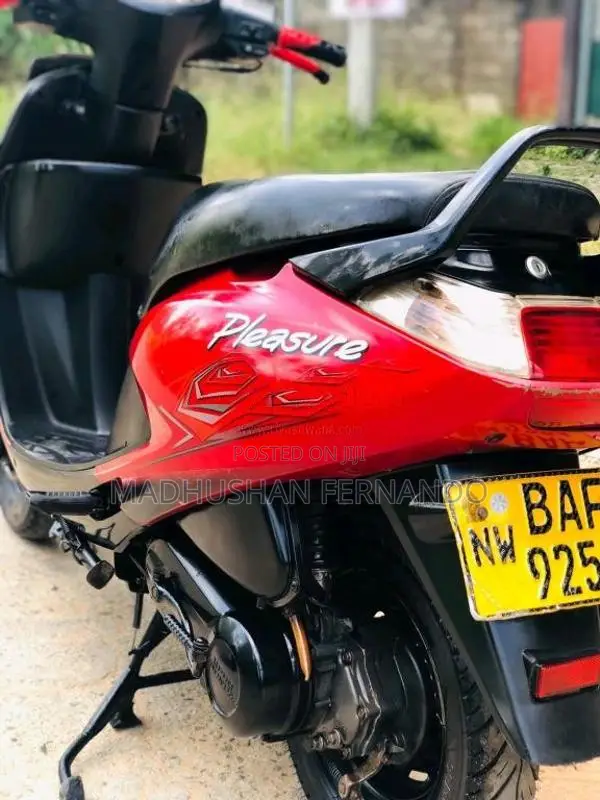 Hero Pleasure 2013 Motorbike (Used)