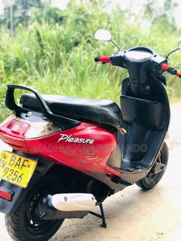 Hero Pleasure 2013 Motorbike (Used)
