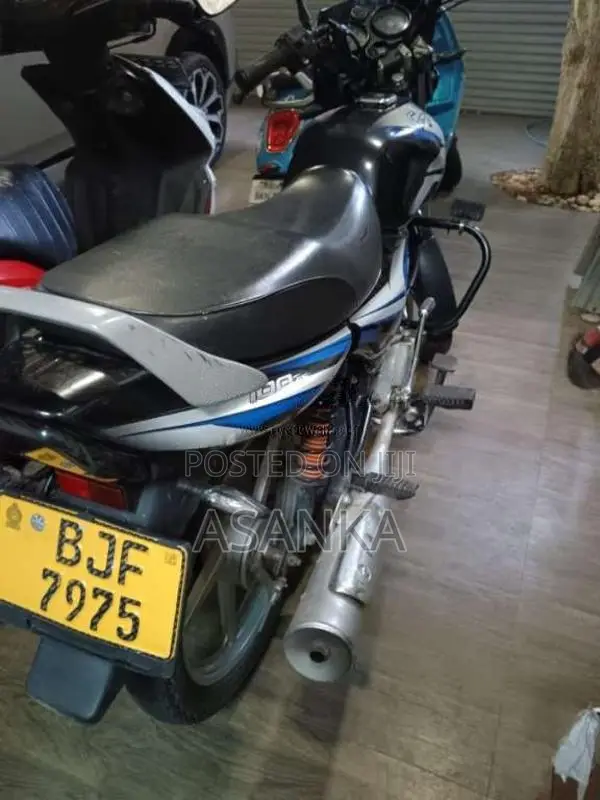 Bajaj CT-100 2023 Motorbike (Used)
