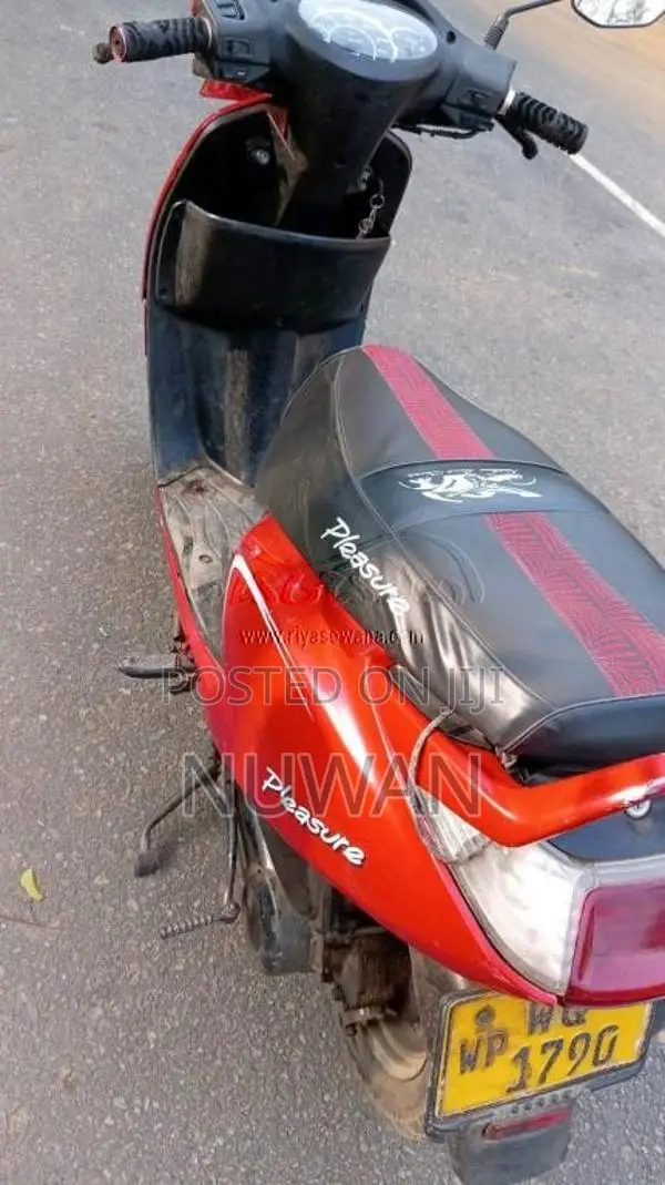 Hero Pleasure 2011 Motorbike (Used)