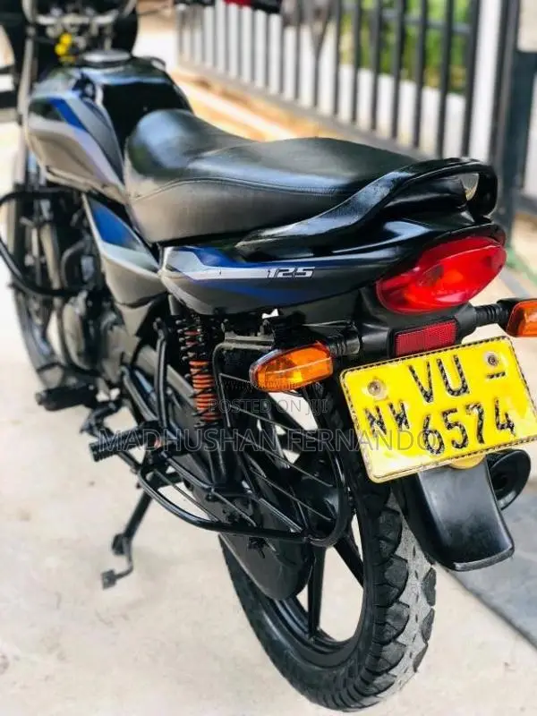 Bajaj Platina 2010 Motorbike (Used)