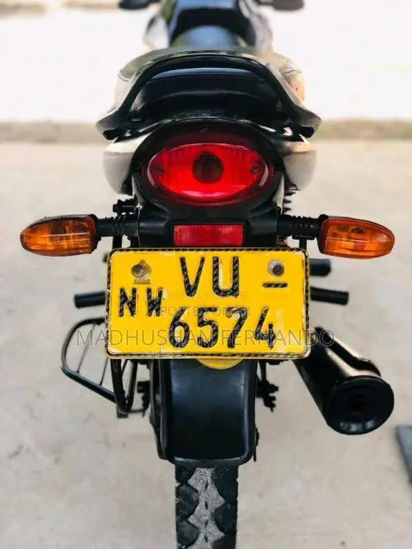 Bajaj Platina 2010 Motorbike (Used)