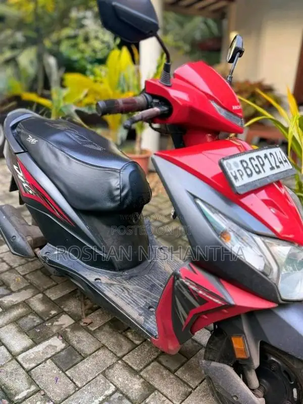 Honda DIO 2018 Motorbike (Used)