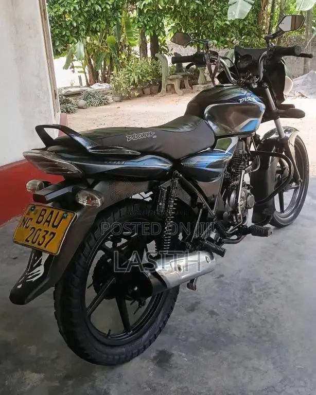 Bajaj Discover 2013 Motorbike (Used)