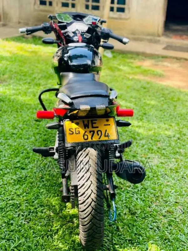 Bajaj Pulsar 180 2010 Motorbike (Used)