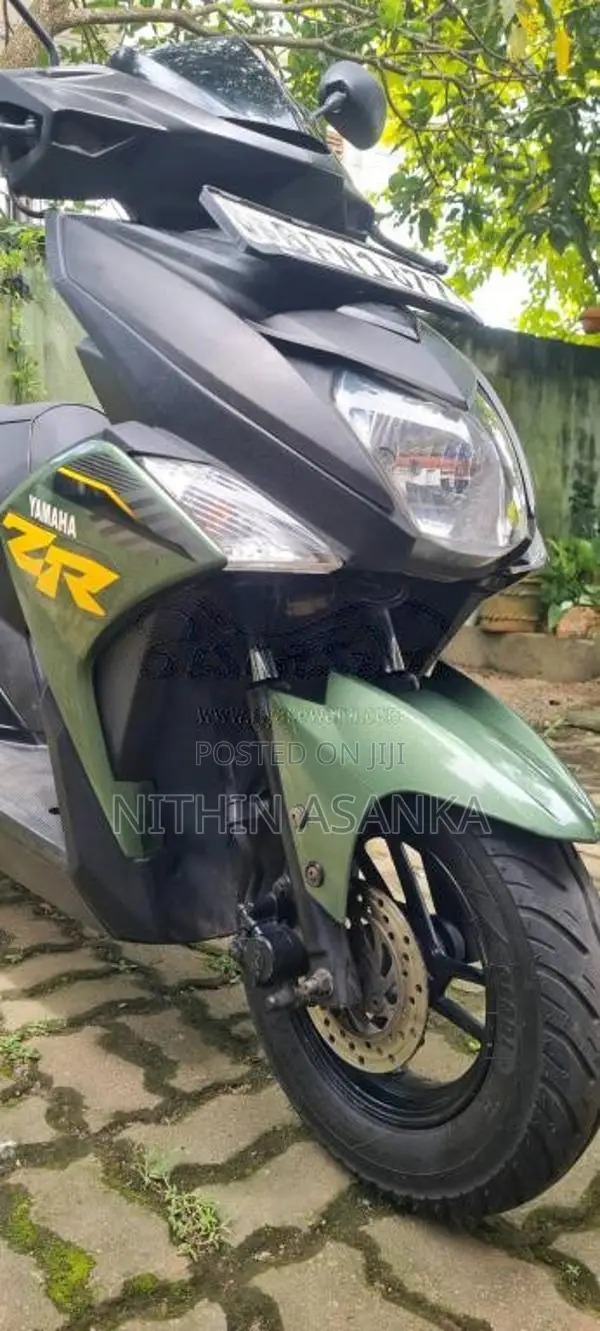 Yamaha Zr 2017 Motorbike (Used)