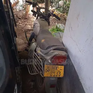 TVS Victor 2000 Motorbike (Used)