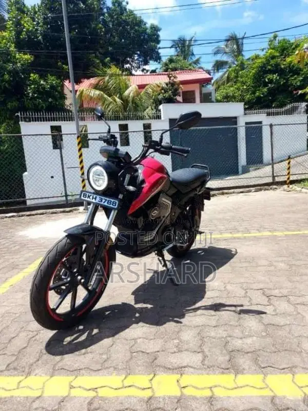 REVOLT BLAZE X 2025 Motorbike (Used)