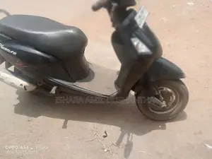 Hero Pleasure 2012 Motorbike (Used)