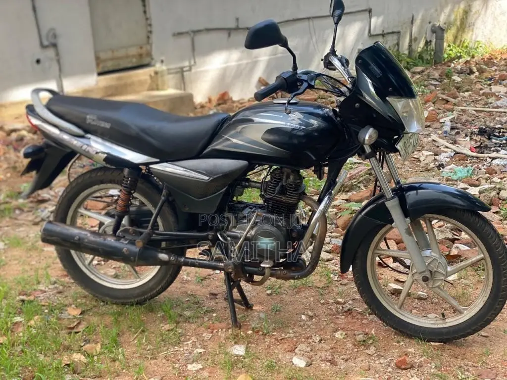 Bajaj Platina 2010 Motorbike (Used)