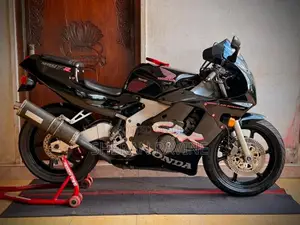 Honda CBR 2009 Motorbike (Used)