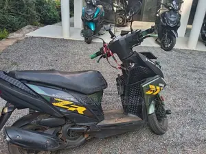 Yamaha ZR 2022 Motorbike (Used)