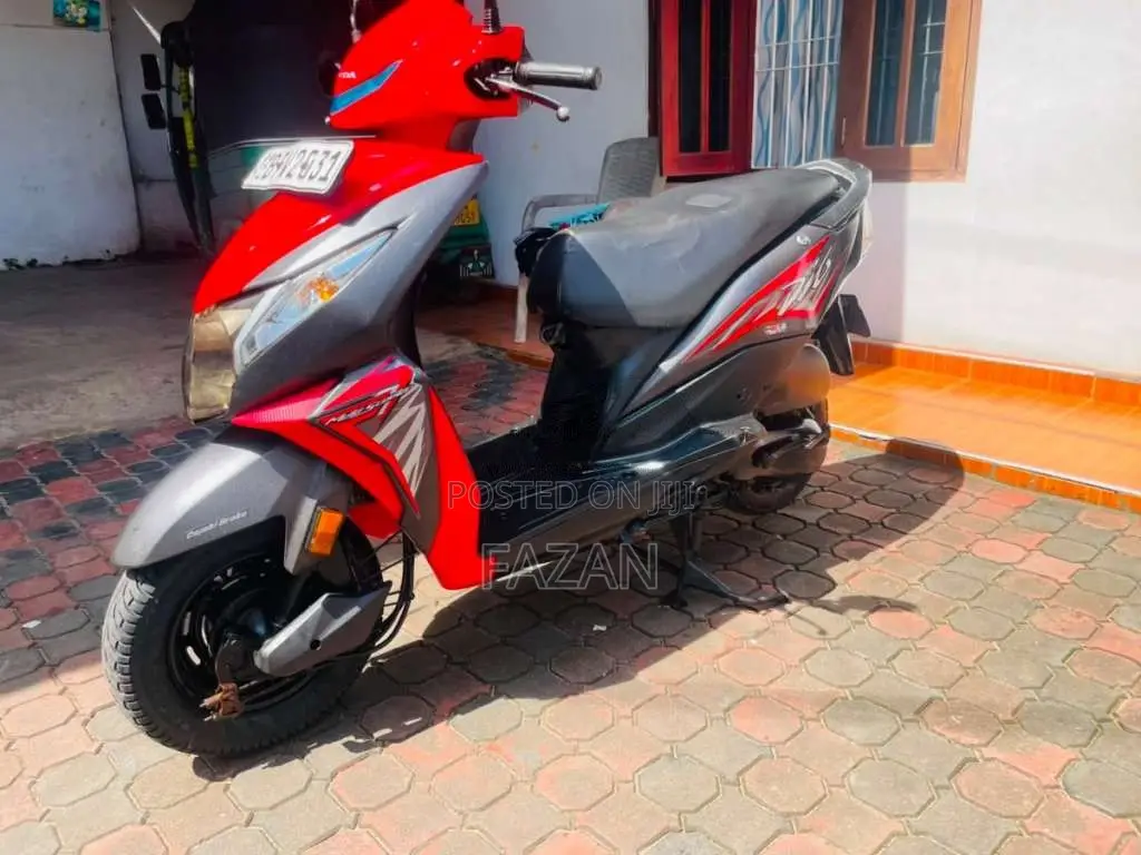 Honda Dio 2017 Motorbike (Used)