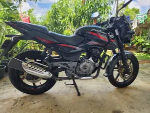 Bajaj Pulsar 180 2017 Motorbike (Used)
