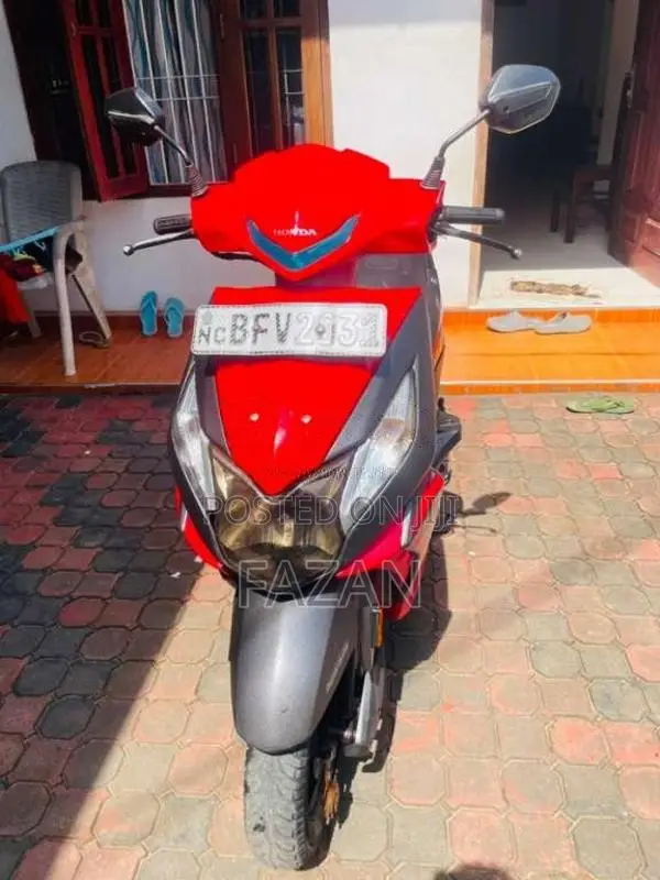 Honda Dio 2017 Motorbike (Used)